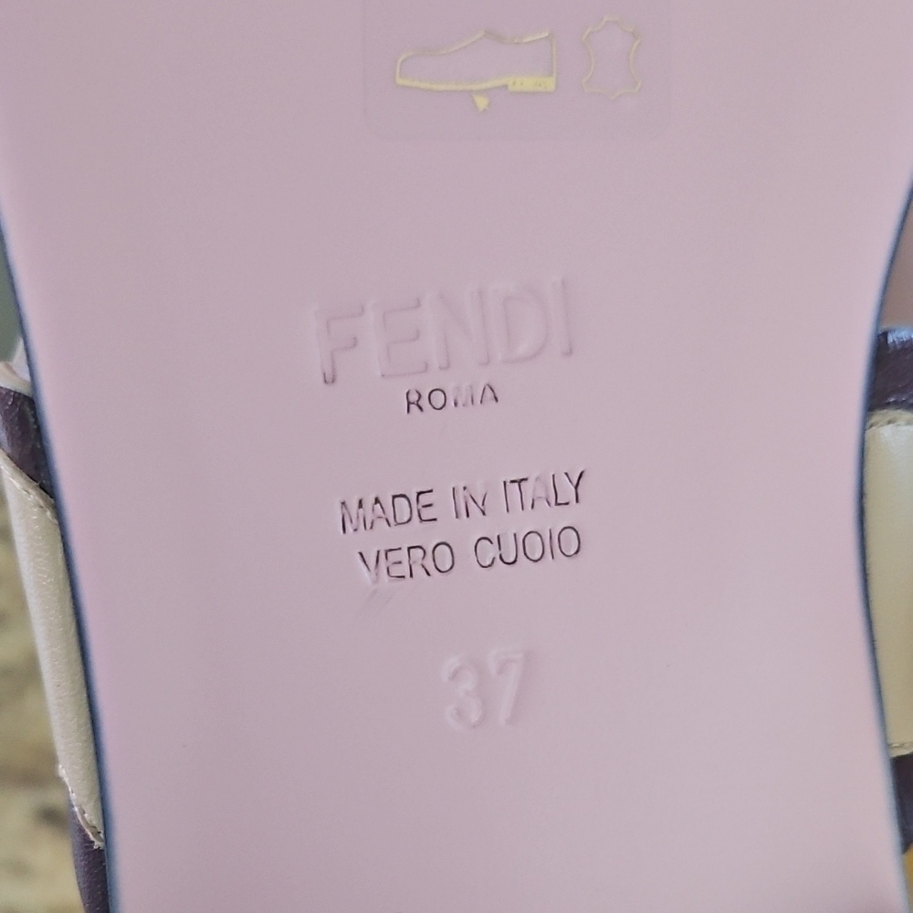 Fendi Women's Pink and Cream Sandals with Pearl Details - Picture 7 of 9